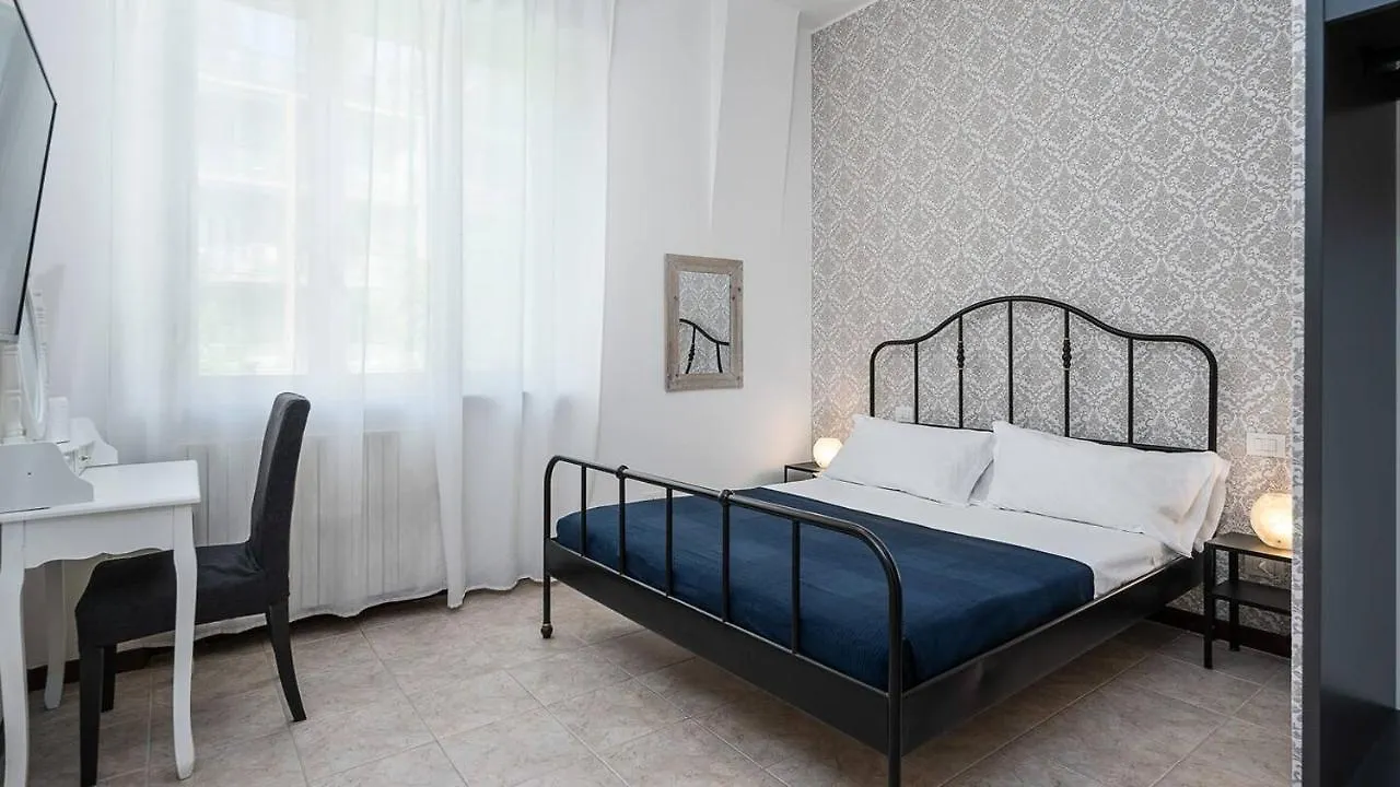 Blue City Paradise - Renovated Apt In Center Milan Appartement